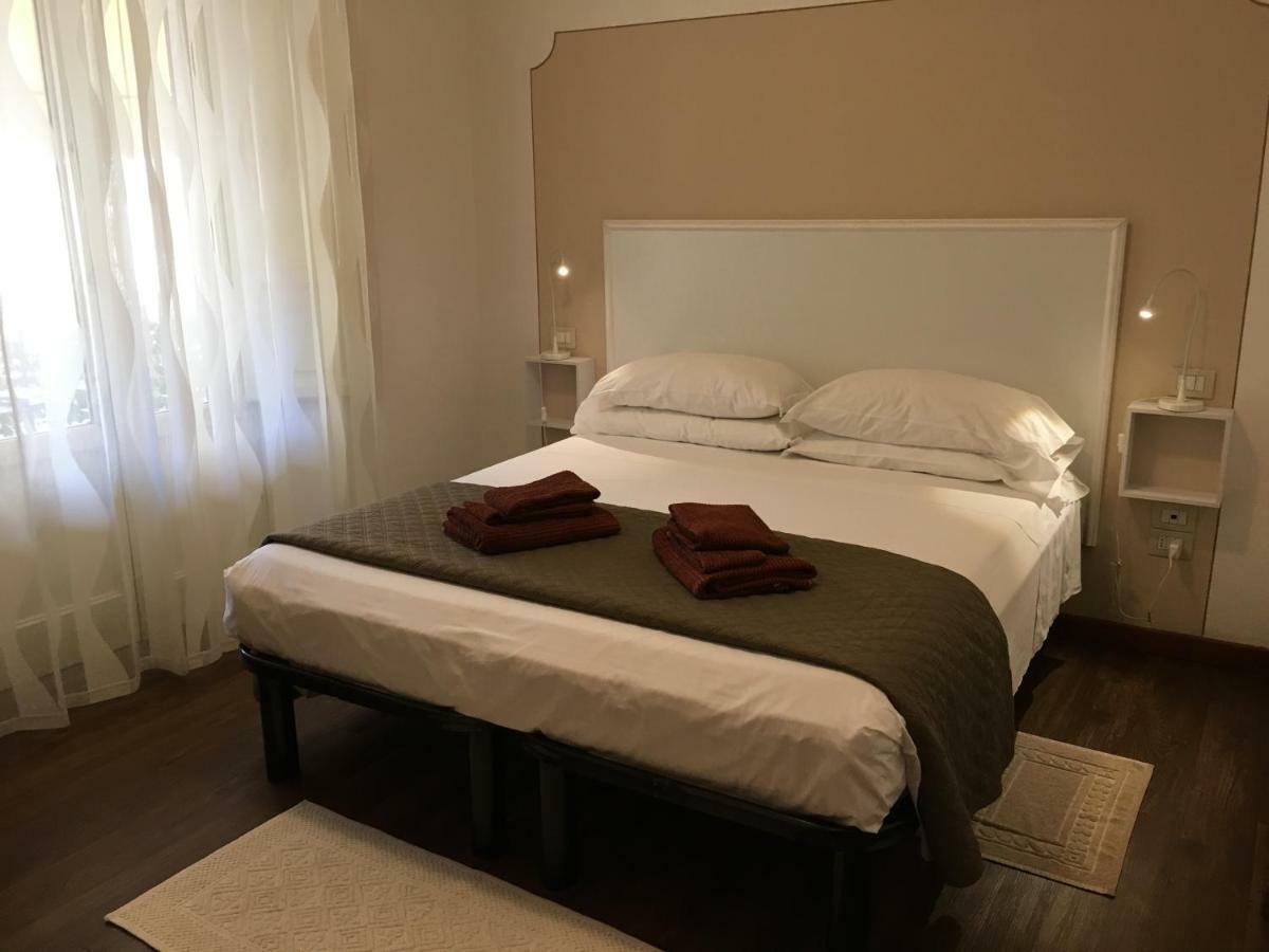 Gloria Aparthotel 2*