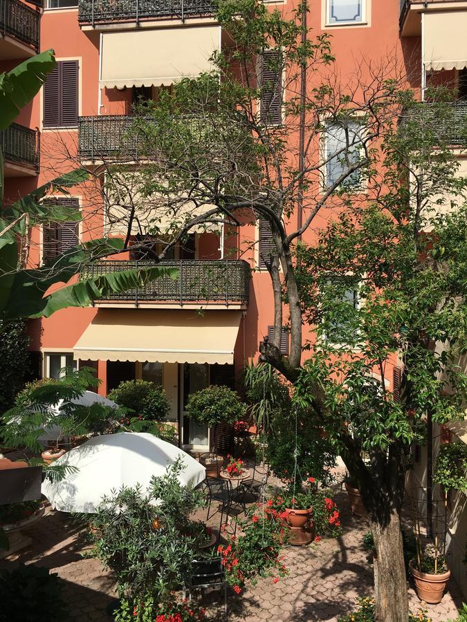 Aparthotel Gloria 2*