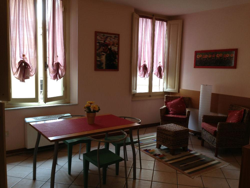 Gloria Aparthotel 2*